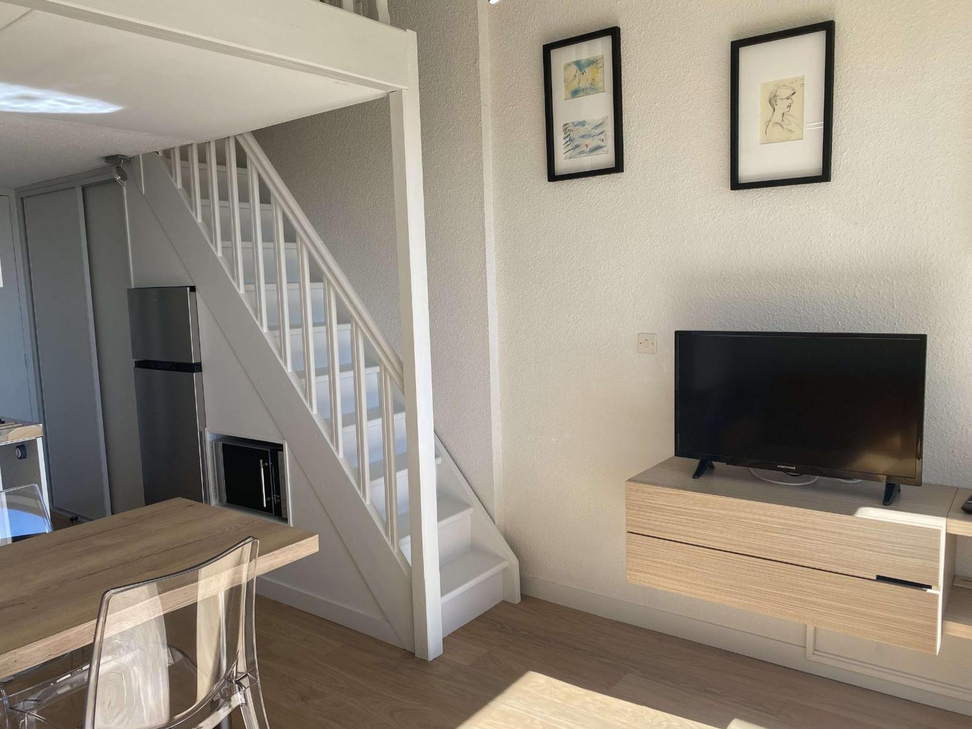 Apartment T1 Mezzanine Climatise Avec Parking Et Wifi A - Fr-1-553-215
